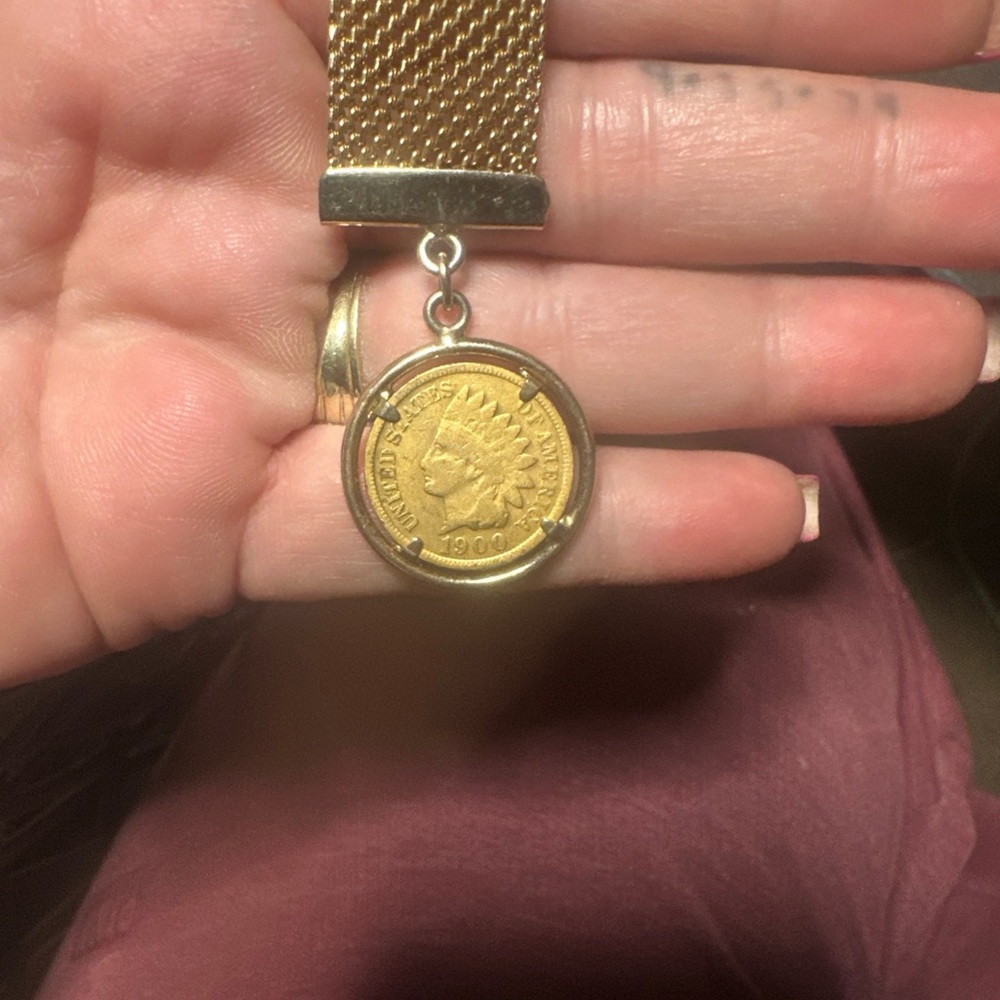 Gold Coin Key Holder